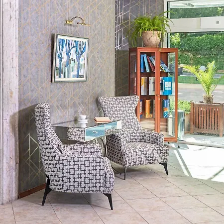 Marina Hotel, Sunny Day