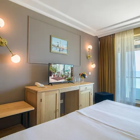 Marina Hotel, Sunny Day 호텔 바르나