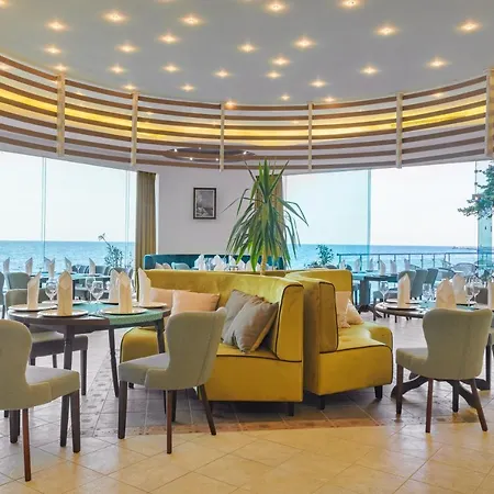 호텔 Marina Hotel, Sunny Day 바르나