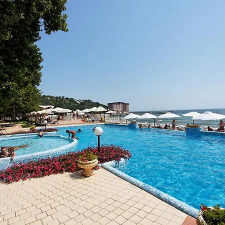 Marina Hotel, Sunny Day 호텔 바르나