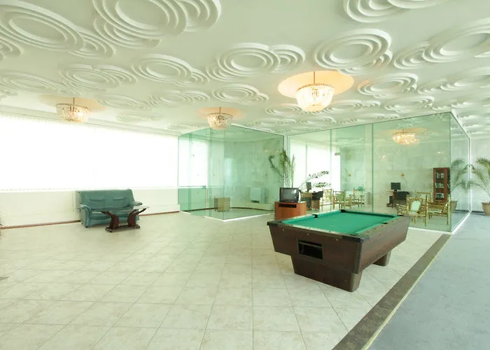 Marina Hotel, Sunny Day 4* Warna