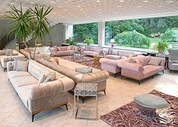 Hotel Marina Hotel, Sunny Day Warna